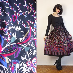 Vintage Floral Wool Midi Skirt: Pockets, Made in France, Size XS image 2