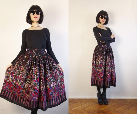 Vintage Floral Wool Midi Skirt: Pockets, Made in France, Size XS