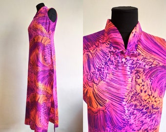 60's Fuchsia Maxi Dress/Hawaii Surf Dress/Wave Pattern Dress/Cheongsam Print Dress/Neon Pink Dress/Slits Maxi Dress/Vibrant Dress/M Size