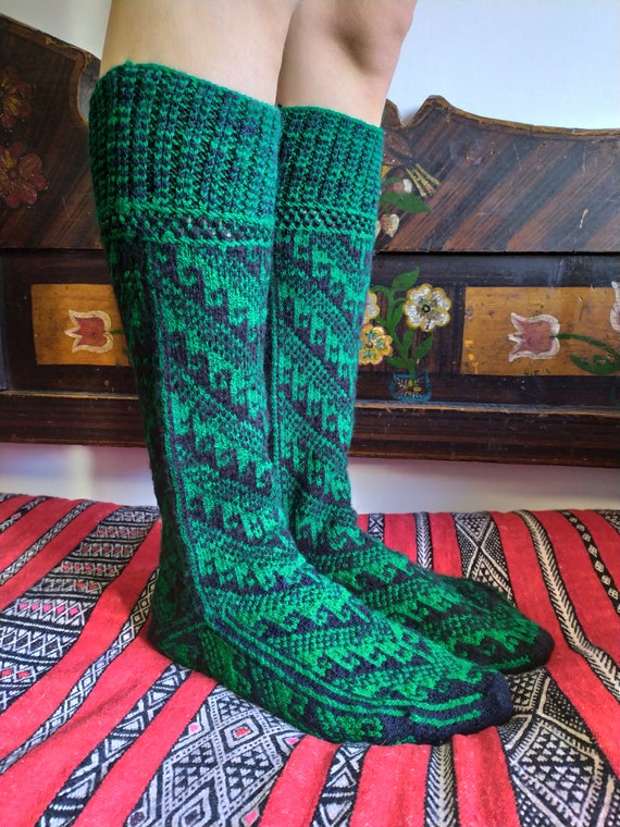 Vintage Unisex High Socks/Hand Knit Socks/Green P… - image 2