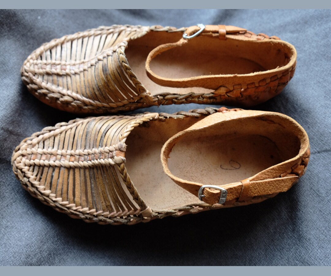 Traditional Balkan Opanak Leather Shoes/opanci Shoes Peasant - Etsy