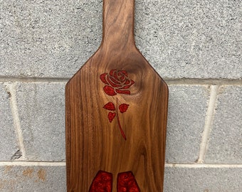 Tabla de charcutería para servir, tabla de charcutería con vino espumoso
