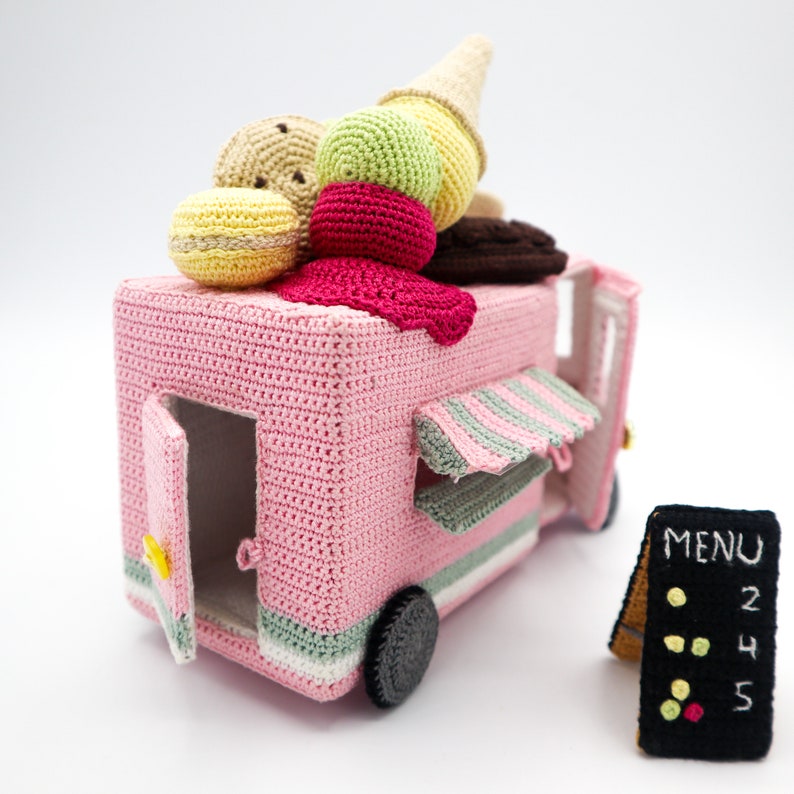 Ice cream truck crochet pattern image 3