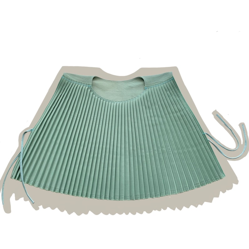 sage green pleated top image 4