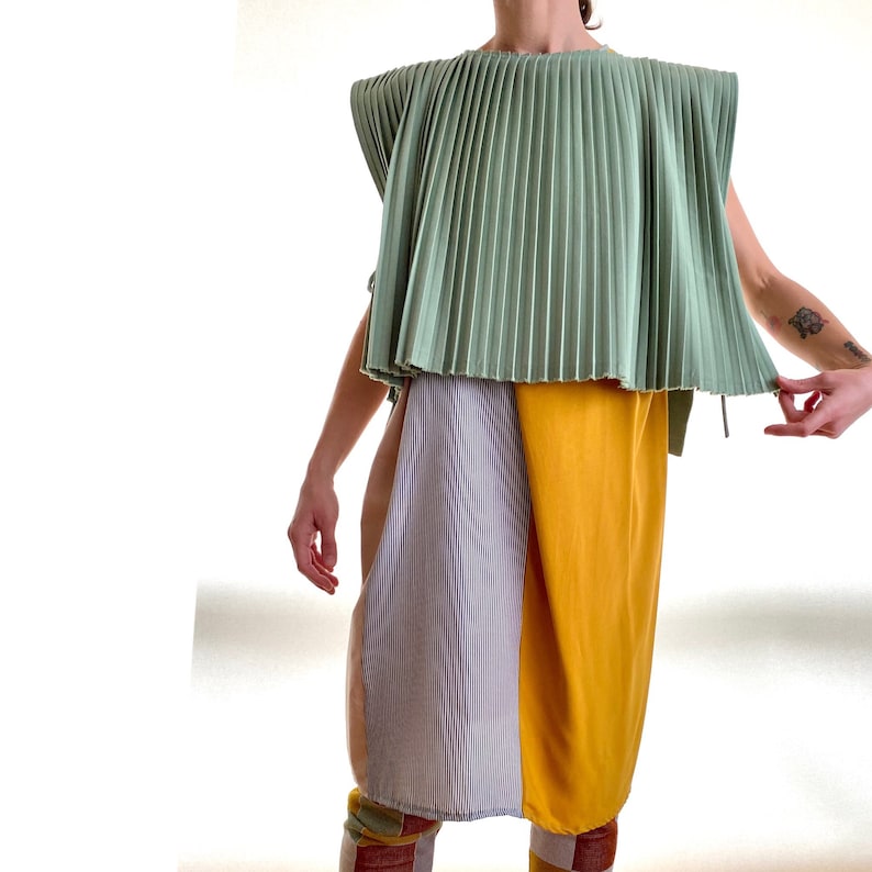 sage green pleated top image 3