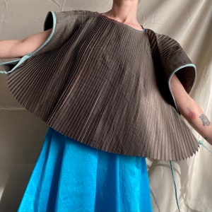 accordion pleated cotton blouse image 3