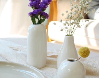 Mini jarrones de cerámica con flores secas: centros de mesa para bodas (juego de tres)