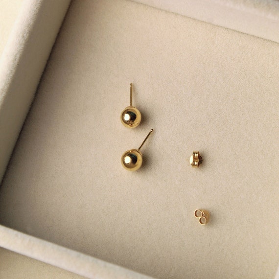 14K Gold Ball Studs | Vintage Earrings | Classic … - image 9