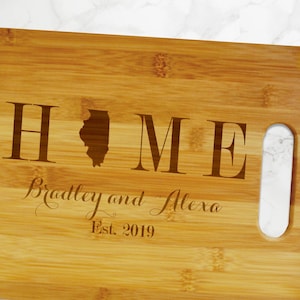 Custom Illinois State Home Bamboo Cutting Board - Personalized Bamboo Illinois Cutting Board Housewarming Gift