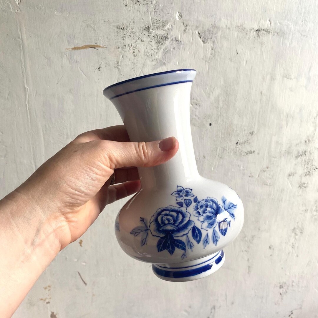 Vintage Chinoiserie Porcelain Vase: Blue & White Floral Delft Style - Etsy
