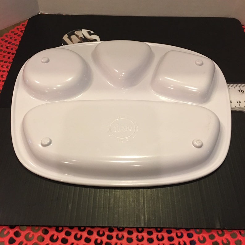 Circo Sectioned Child/'s Dinner Plate