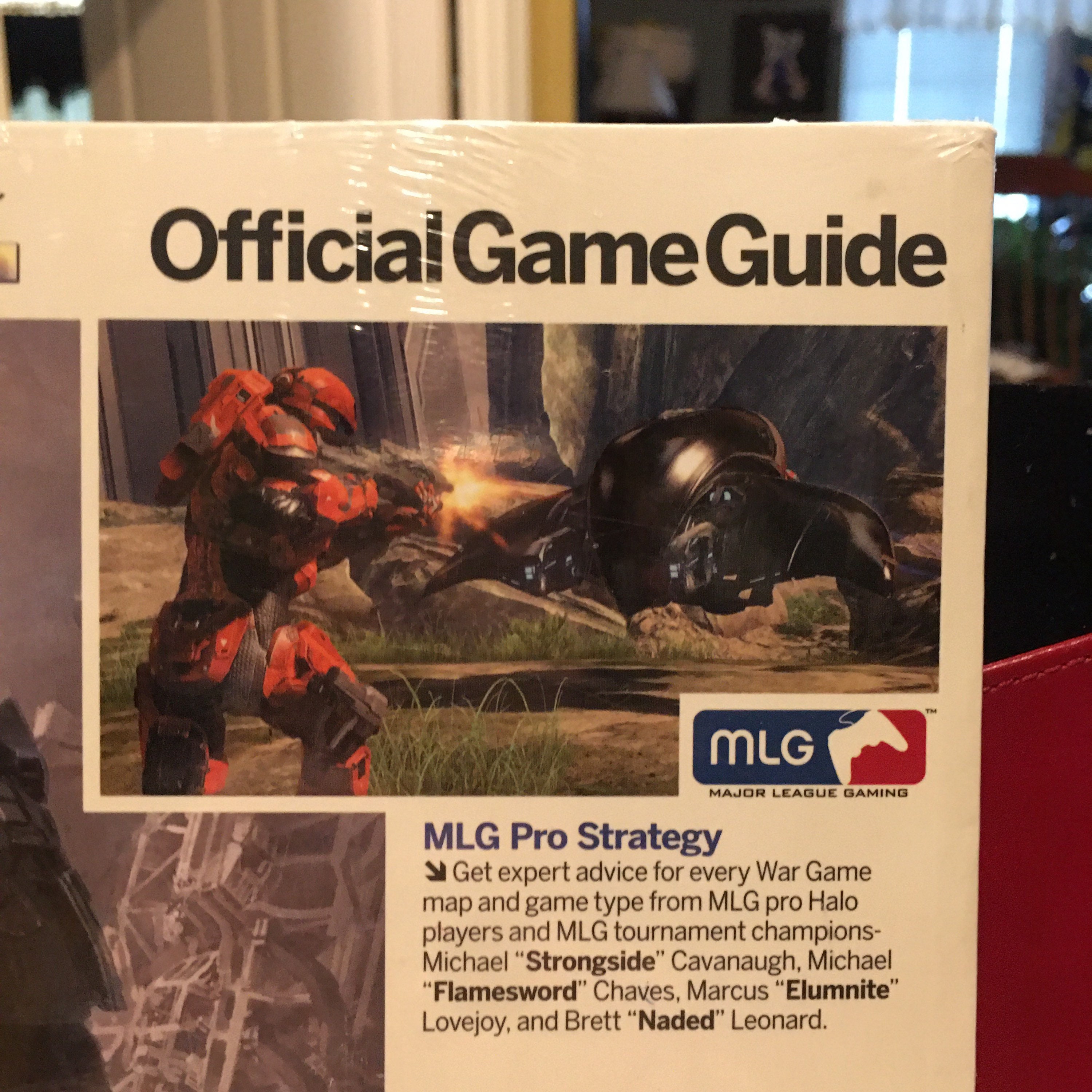 Halo 4 Collector's Edition Prima Official Strategy Guide With MLG