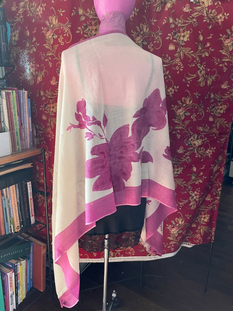 CHOICE WOMANS Long Wrap Scarf