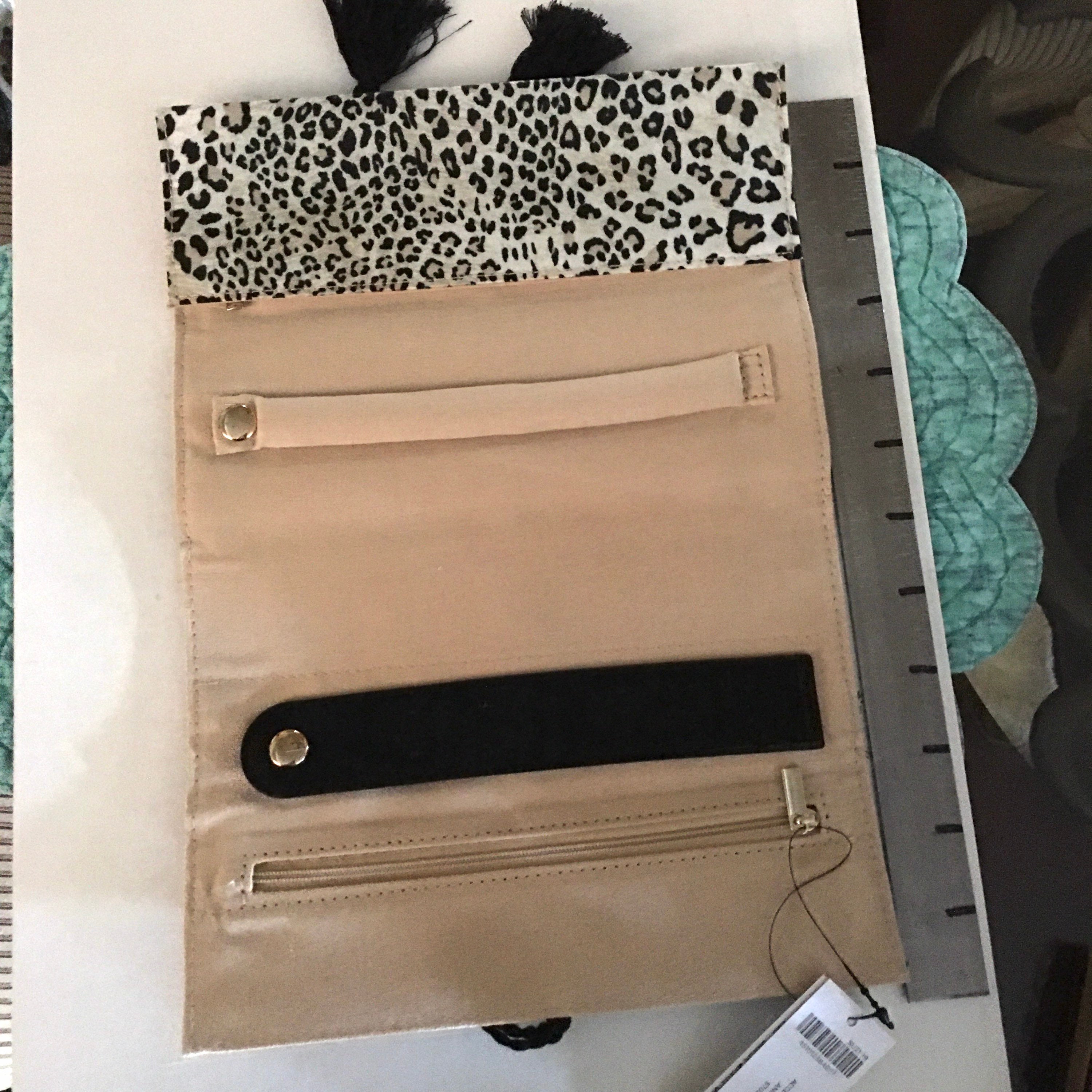 NOSZ Chicos Roll up Travel Jewelry Case 