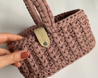 Canasta de Pascua para bebé, canasta para niña de las flores, canasta de crochet, búsqueda de huevos de Pascua, decoraciones de Pascua, primera canasta de Pascua para niño