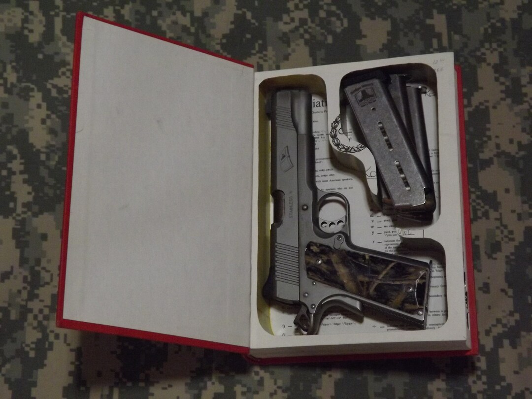 Large, Merriamwebster's Collegiate Dictionarytenth Edition, Hollow