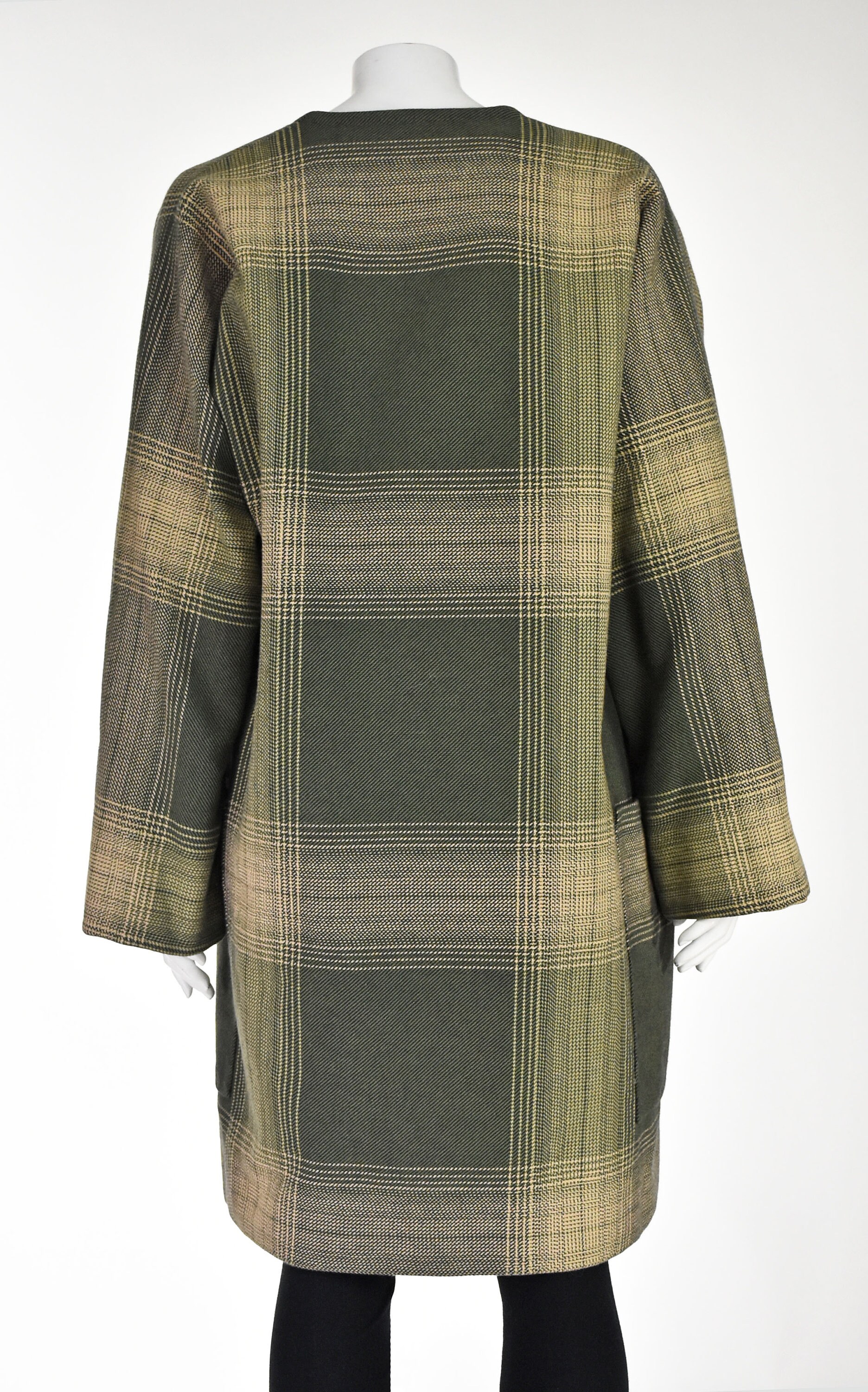 Vintage oversized green red floral pattern mohair-y jumper