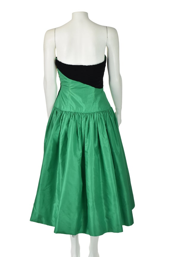 Vintage 1950s Green Silk Taffeta Waltz Length Par… - image 7