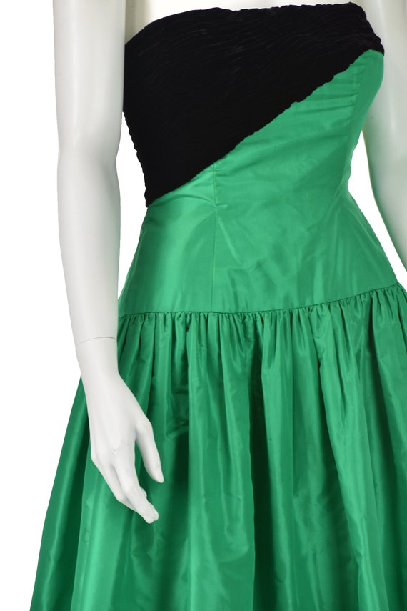 Vintage 1950s Green Silk Taffeta Waltz Length Par… - image 2