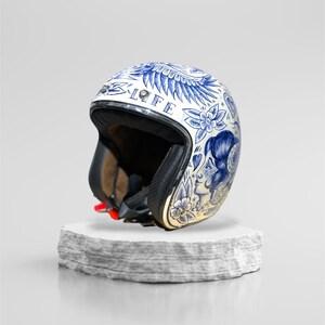 MotoTattoo Helm - Motorradhelm aus Keramik - Dekoration