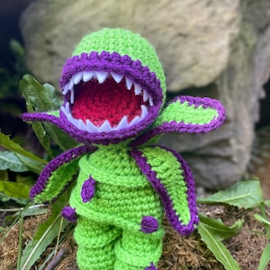 Venus Flytrap Crochet Pattern