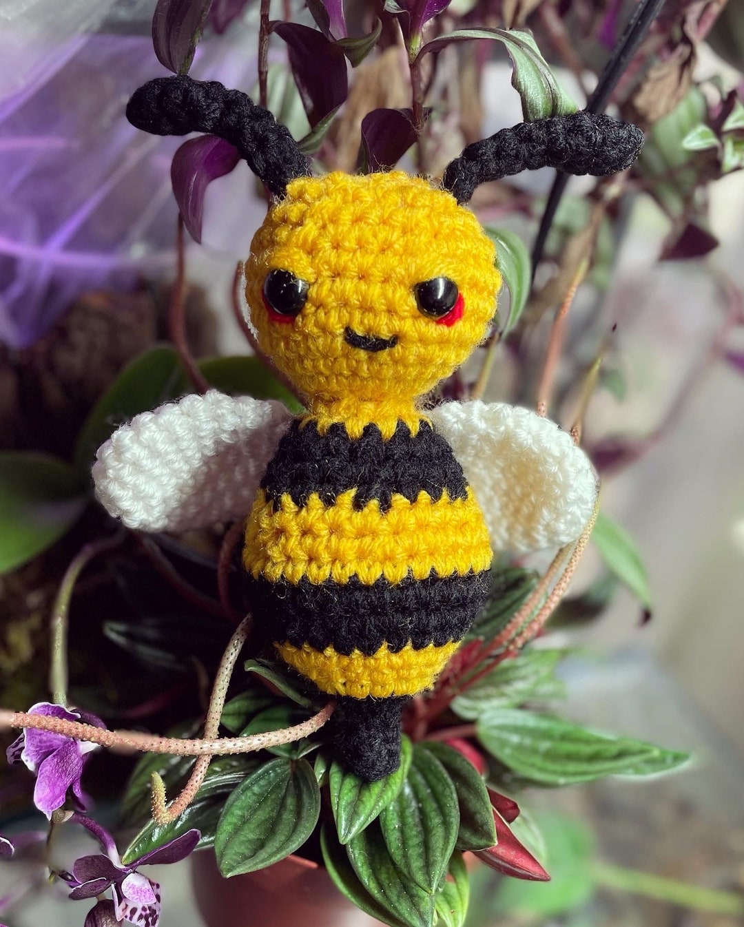 Buzzy Buzzed Bee Crochet Pattern - Etsy