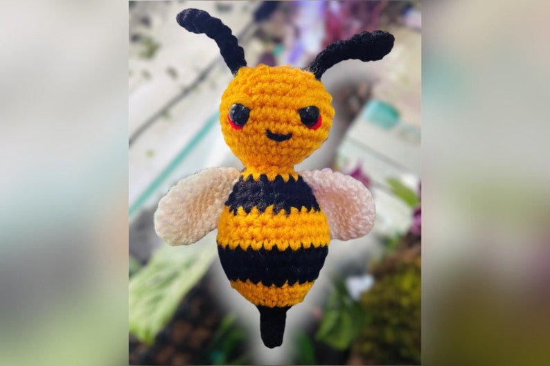 Buzzy Buzzed Bee Crochet Pattern - Etsy