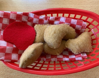 Chicken Nuggets in Red Basket w/liner