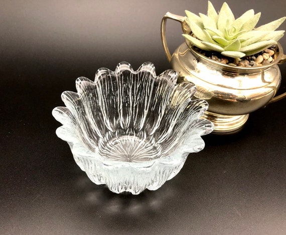 Vintage Danish Glass Bowl: Sidse Werner Holmegaard Flower Design