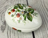 Vintage Limoges Egg Hand Painted Trinket Box Strawberry Strawberries France