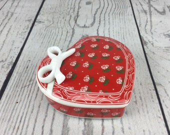 Vintage Heart Shaped Porcelain Trinket Box Red Roses Small Stash Container Bow