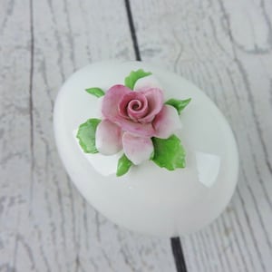 Royal Adderley Egg Porcelain Trinket Box 3&quot; Jewelry Capodimonte Rose Ring Box Made in England