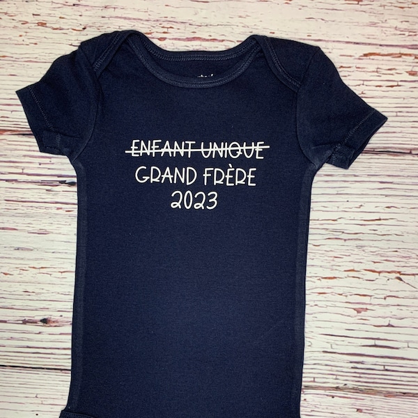 FRENCH - Pregnancy Announcement bodysuit for big brother or big sister