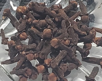 Whole Clove,Used to attract good luck, prosperity, to keep good friends close, and to stop malicious gossip.New Age shop,Metaphysical shop,