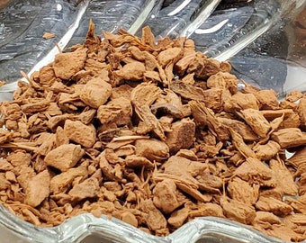 Dried Galangal Root - 1oz Bag for Protection, Power, and Metaphysical Rituals