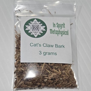InSpyrit Herbs Cat's Claw Bark in a 3 gram practitioner bag. This shredded woody herb is a sacred tool for ritual protection and grounding from InSpyritMetaphysical.