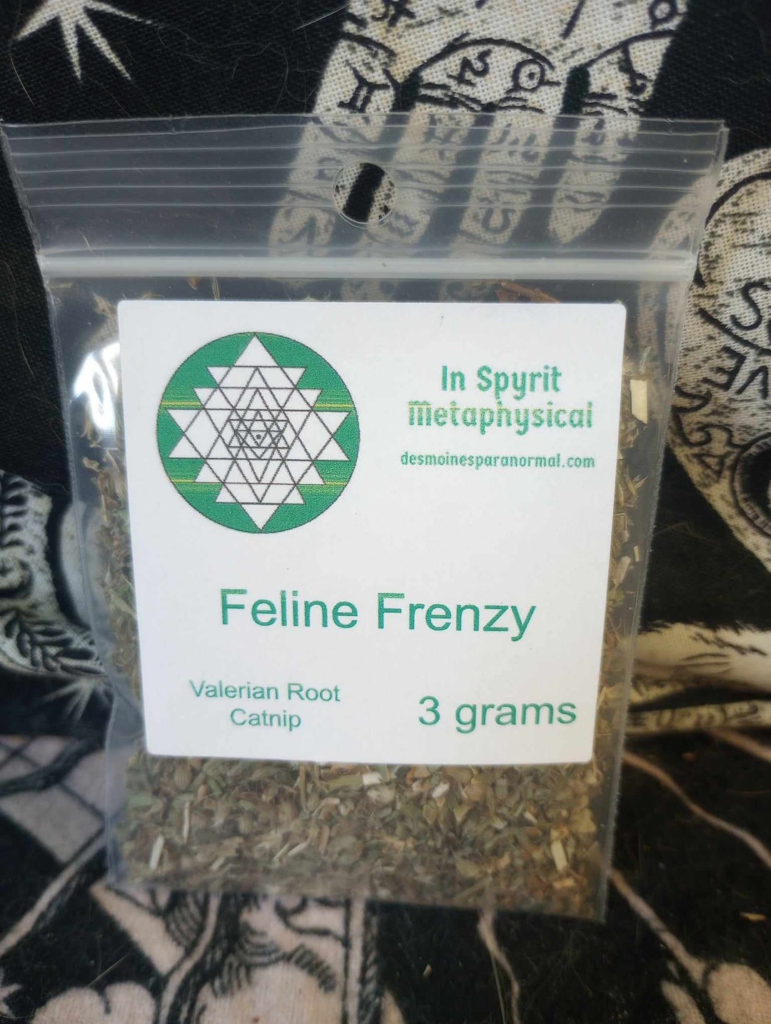 Curated visual reference: Gallery Detail: Feline Frenzy Cat Herb Mix Premium Catnip And Valerian Root