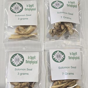 A set of four clear bags of Solomon's Seal Root from InSpyrit Metaphysical arranged in a square on a white surface. The top row shows two 3-gram bags and the bottom row shows two 7-gram bags, all featuring professional white and green labels