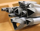 3dancraftit Gull Shaped Leather Hole Puncher Hollow Gasket Cutting Cutter Punch Sets Tools For Cut Leather Rubber Paper Fabric Soft Material 5/16 Inch X 7/32 Inch / 7mm X 5.5mm S388