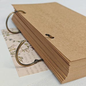 Cuaderno de piel de vaca de papel kraft ultra grueso listo para enviar, páginas interiores de cartón, álbum de fotos retro ligero y largo en blanco, cuaderno de collage hecho a mano