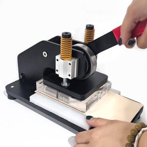 Mini manual die-cutting machine, rocker model knife and die leather unloading machine, press machine fabric cutting press machine