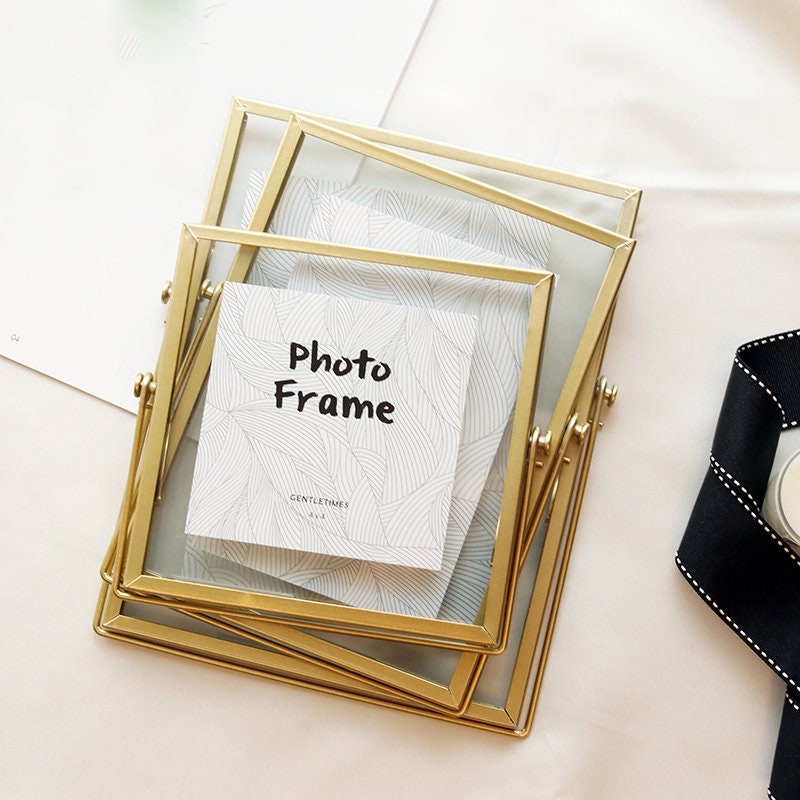 Family Picture Frame,vintage Brass Photo Frame,glass Frame for Dried  Flowers Display,diy Pressed Flowers,free Replacement for Damaged. 
