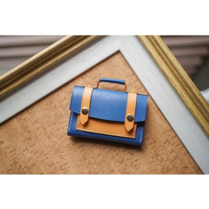 Juego de troqueles para cortar bolsos de mensajero pequeños, juego de troqueles para cortar paquetes de tarjetas, molde para cortar cuero con forma de bolso DIY, juego de herramientas para manualidades de cuero Kraft