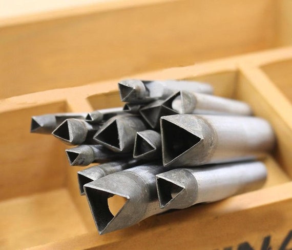 Mini perforadora de cuero con forma de triángulo, perforadora de acero  duradero triangular equilátero de 3-8mm, fabricante de artesanías de cuero  con agujeros, herramienta de cuero -  España