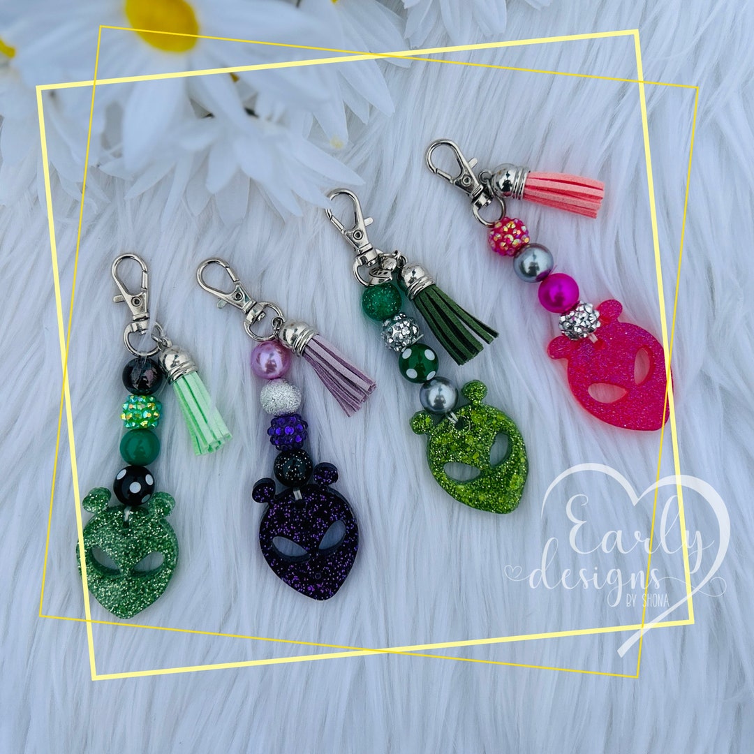 Alien Key Chain - Resin Alien Key Chain - UFO Lover Gift ...