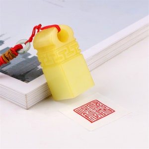 Persoonlijke naamzegel Chinese stenen zegelstempel Chinese gele vierkante zegel met uw naam Handgegraveerde op maat gemaakte zegelset Luky Seal
