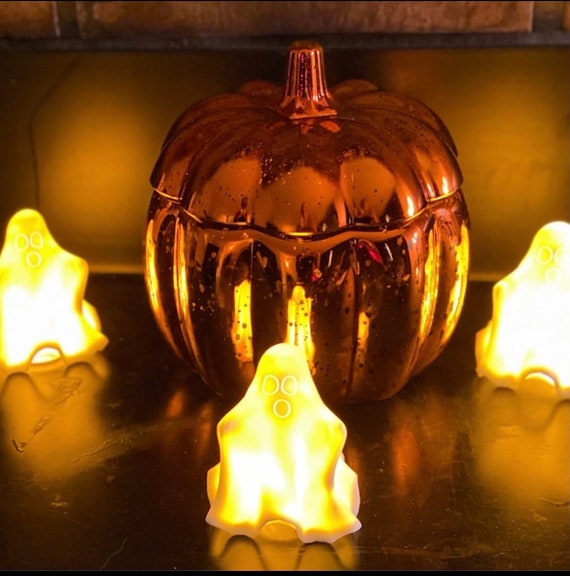 Light-Up Ghost Halloween Decorations