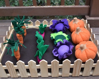 Picketed Fence Felt Veggie Garden