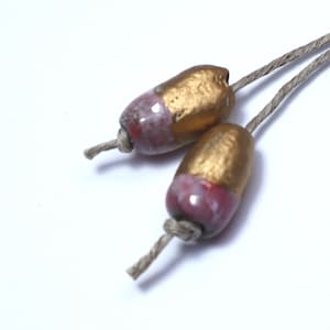 Cuentas de cerámica, dijes hechos a mano, suministros para aretes artesanales, componentes para aretes