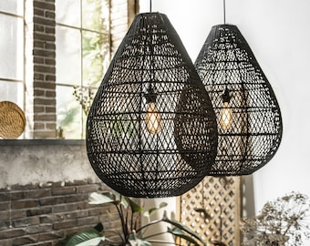 Rattan Lampe Drop, handgeflochtenes Rattan, Deckenleuchte Rattan, schwarz und natur Rattan, Ø 65cm